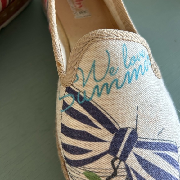 Fun Canvas Summer Flats - Picture 4 of 10